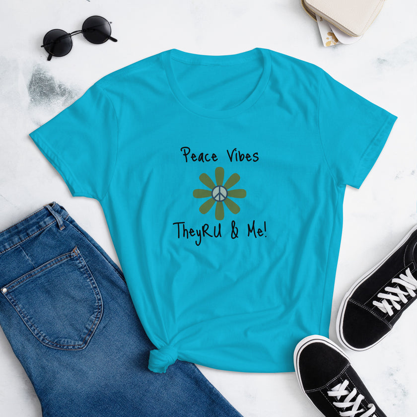 Peace Vibes Graphic Women's short sleeve t-shirt